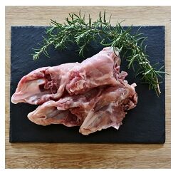 NM Chicken Carcasses 700g